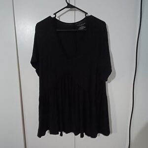 Lane Bryant Black Short Sleeve V-Neck Top